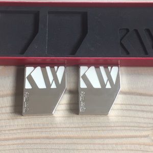 Kjaer weis the glow kit Compacts